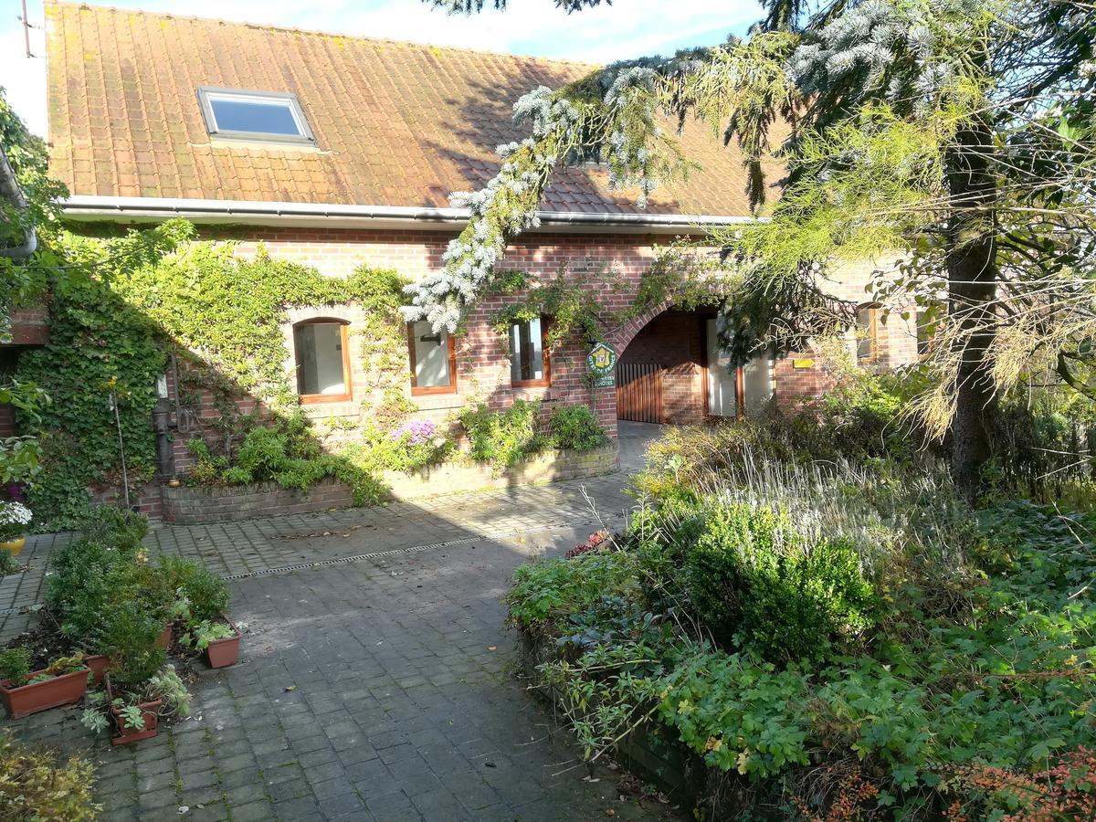 Pantgat Hof Bed & Breakfast Bollezeele Exterior photo